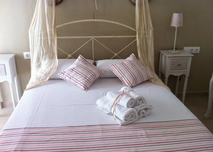 Maistrali Konukevi Skála Marión